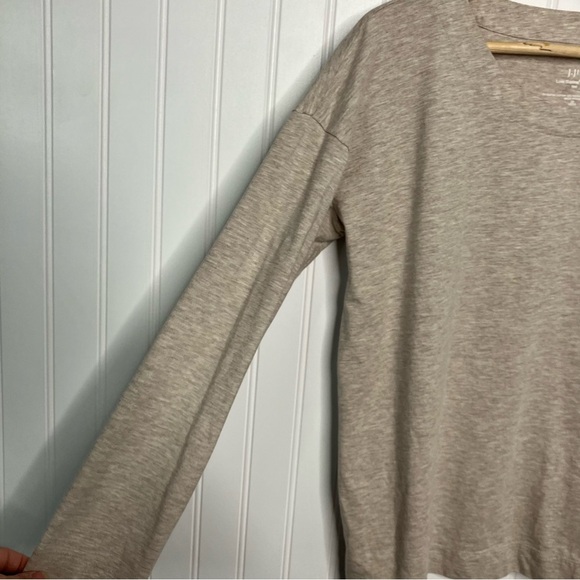 J.Jill Top Medium Petite Luxe Relaxed Tee Beige Oatmeal Casual Women’s Shirt - Picture 5 of 8